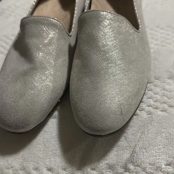 Vionic Willa II Loafer Silver Shimmer Textile size 6.5 - Picture 4 of 4